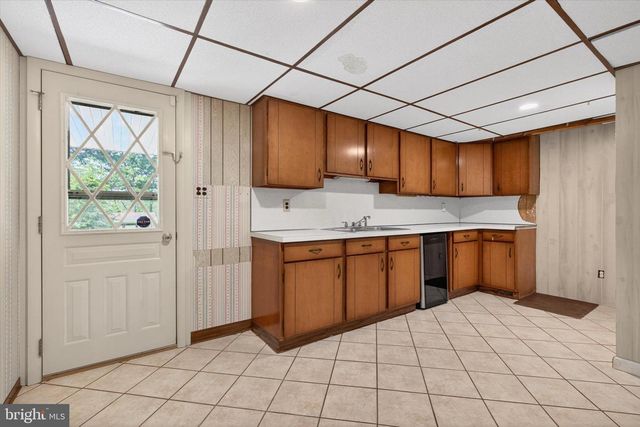 328 BLUE RIDGE DR, York, PA 17402