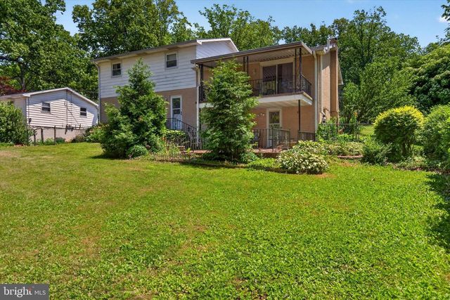 328 BLUE RIDGE DR, York, PA 17402
