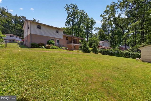 328 BLUE RIDGE DR, York, PA 17402