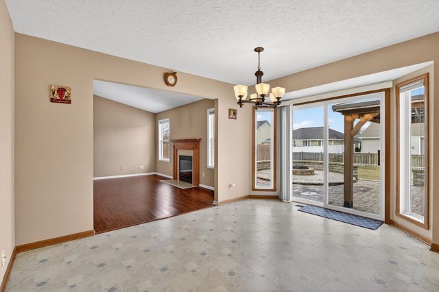 2018 Lafayette Drive, Belvidere, IL 61008