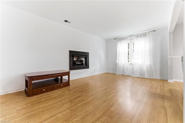 4116 Eastham RD, Virginia Beach, VA 23453