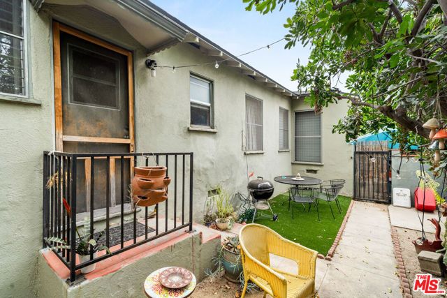 6720 Ferrara Street, Los Angeles, CA 90042