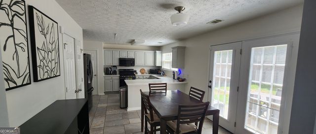 863 Hawthorn Lane, Grayson, GA 30017