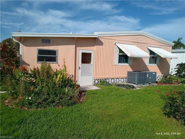 2776 Breezewood DR, North Fort Myers, FL 33917