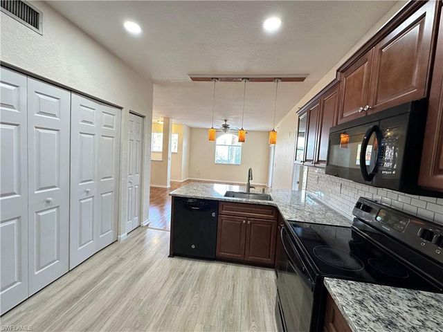 6361 Aragon WAY 208, Fort Myers, FL 33966