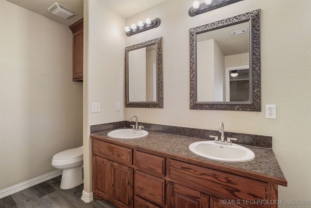 112 Swiss, Calera, OK 74730