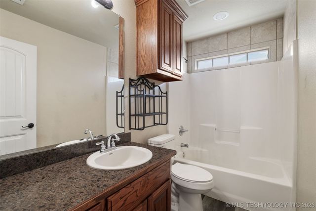 112 Swiss, Calera, OK 74730