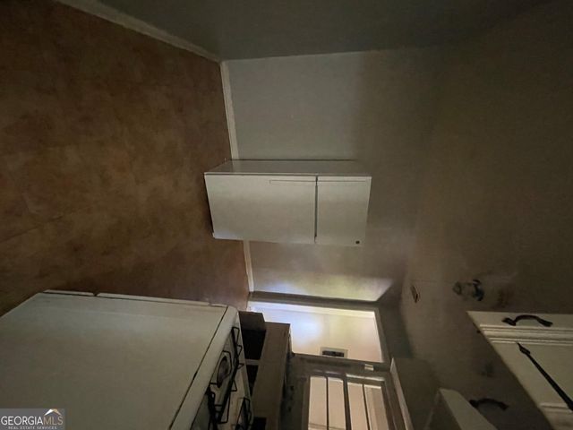2095 Whites Mill Road, Decatur, GA 30032