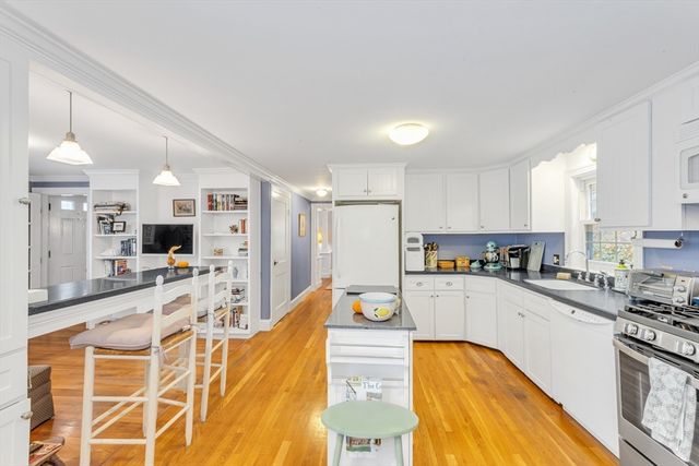 76 Potomac Street, Boston, MA 02132