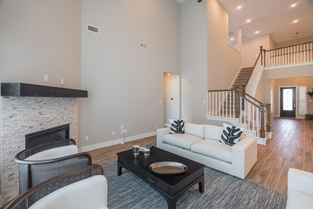 25011 Stela Falls Lane, Tomball, TX 77375