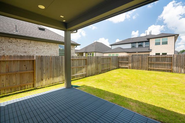 25011 Stela Falls Lane, Tomball, TX 77375