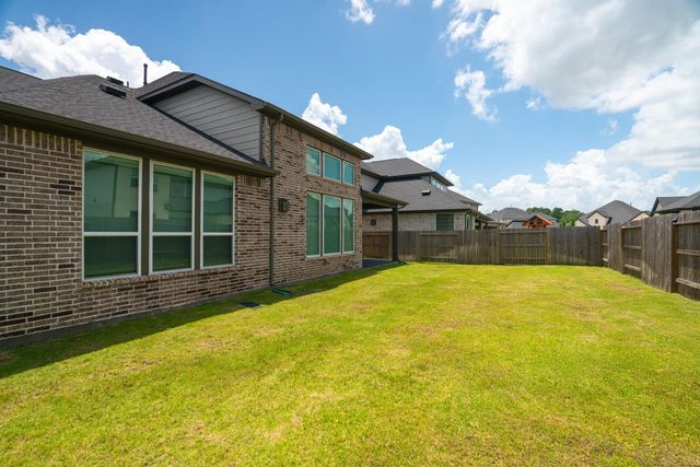 25011 Stela Falls Lane, Tomball, TX 77375