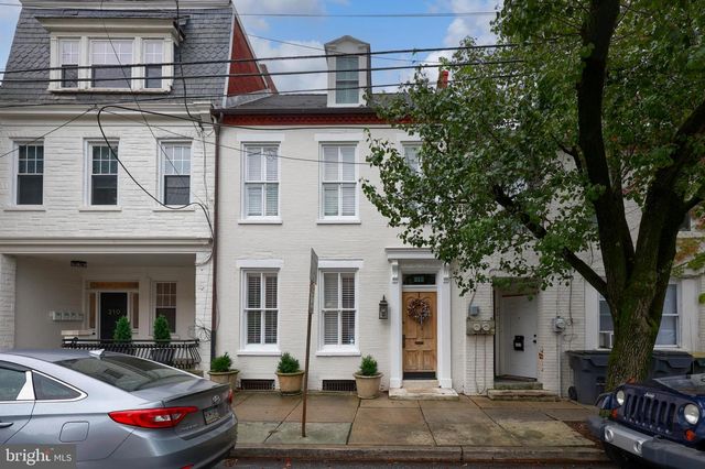 212 W CHESTNUT ST, Lancaster, PA 17603