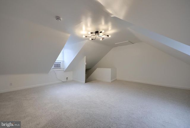 212 W CHESTNUT ST, Lancaster, PA 17603