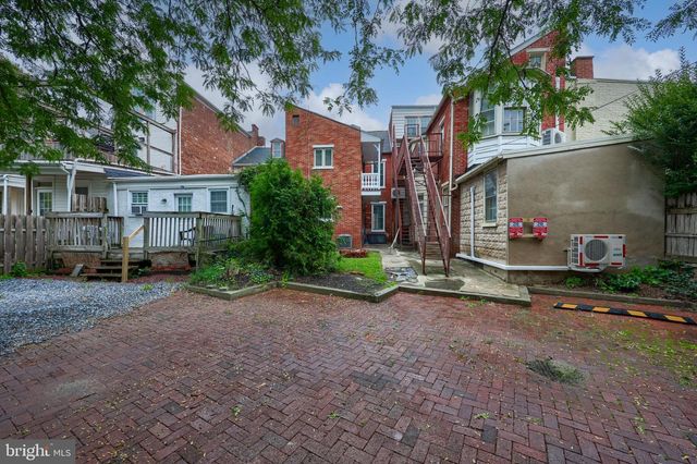 212 W CHESTNUT ST, Lancaster, PA 17603