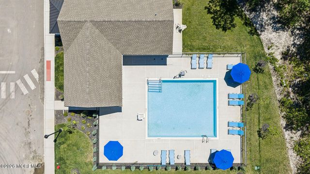 45 Frst Park Drive, Waretown, NJ 08758
