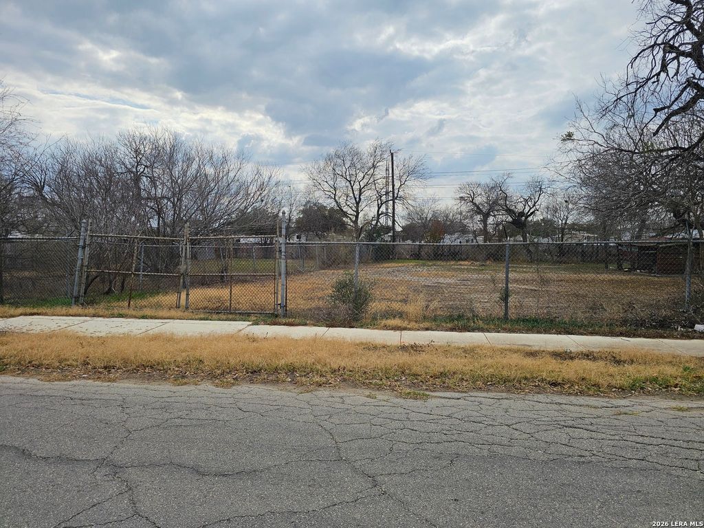 7519 Shetland Dr, San Antonio, TX 78223