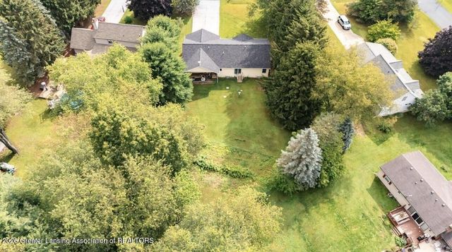 7310 W Victoria Drive, Laingsburg, MI 48848