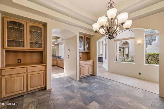 1121 E COUNTRY GABLES Drive, Phoenix, AZ 85022