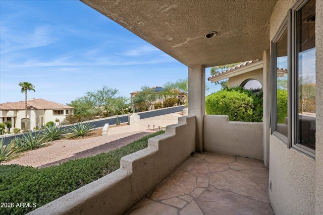 1121 E COUNTRY GABLES Drive, Phoenix, AZ 85022