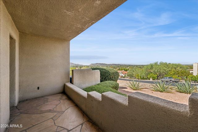 1121 E COUNTRY GABLES Drive, Phoenix, AZ 85022