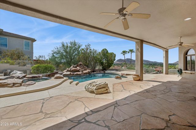 1121 E COUNTRY GABLES Drive, Phoenix, AZ 85022