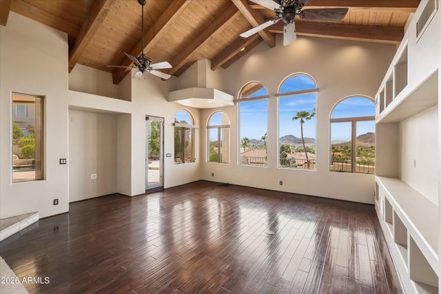 1121 E COUNTRY GABLES Drive, Phoenix, AZ 85022