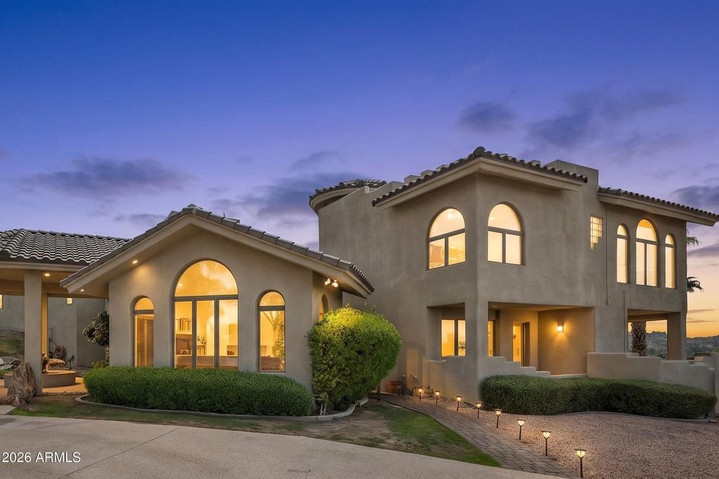 1121 E COUNTRY GABLES Drive, Phoenix, AZ 85022 — photo 2