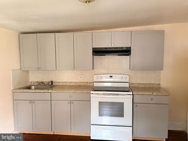 105 W BROADWAY #A, Salem, NJ 08079