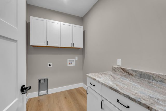 833 Dripping Springs Rd, Monterey, TN 38574