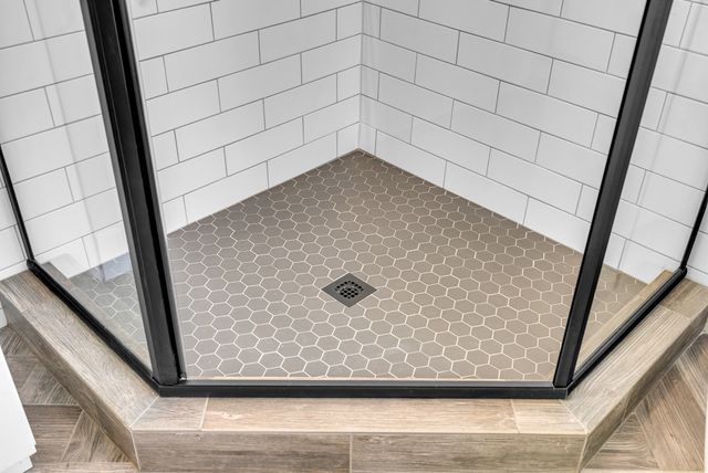 833 Dripping Springs Rd, Monterey, TN 38574