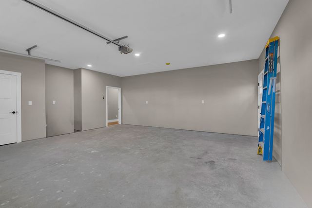 833 Dripping Springs Rd, Monterey, TN 38574