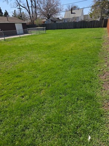 494 N Ellsworth Avenue, Villa Park, IL 60181