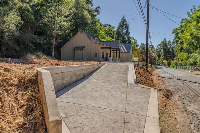 14604 Fiddletown Rd, Fiddletown, CA 95629
