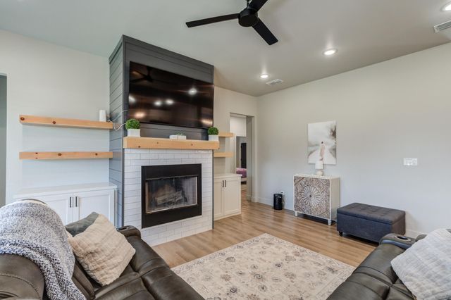 5703 118th Street, Lubbock, TX 79424