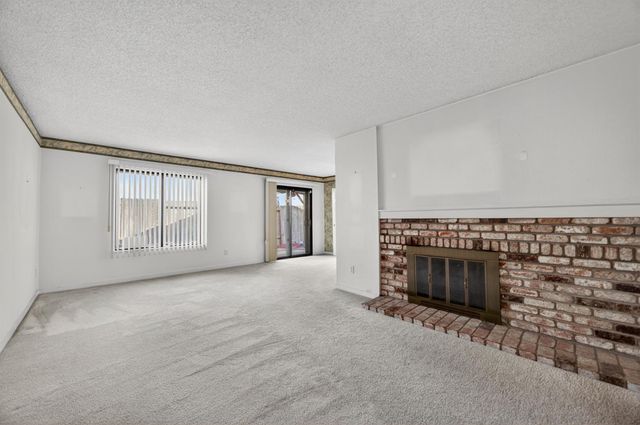 342 Rivergate Way, Sacramento, CA 95831