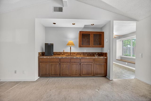 342 Rivergate Way, Sacramento, CA 95831