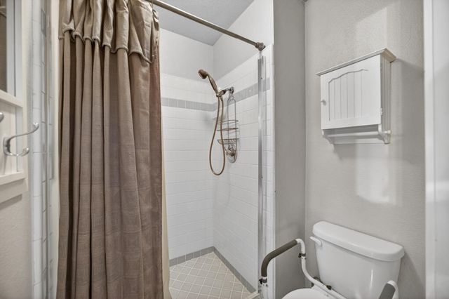 342 Rivergate Way, Sacramento, CA 95831