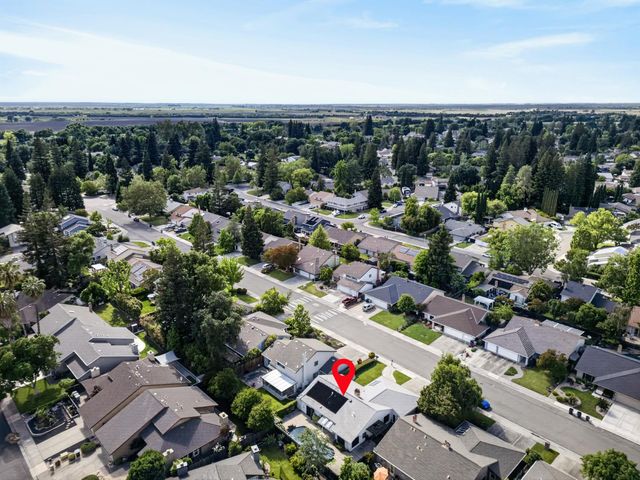 342 Rivergate Way, Sacramento, CA 95831