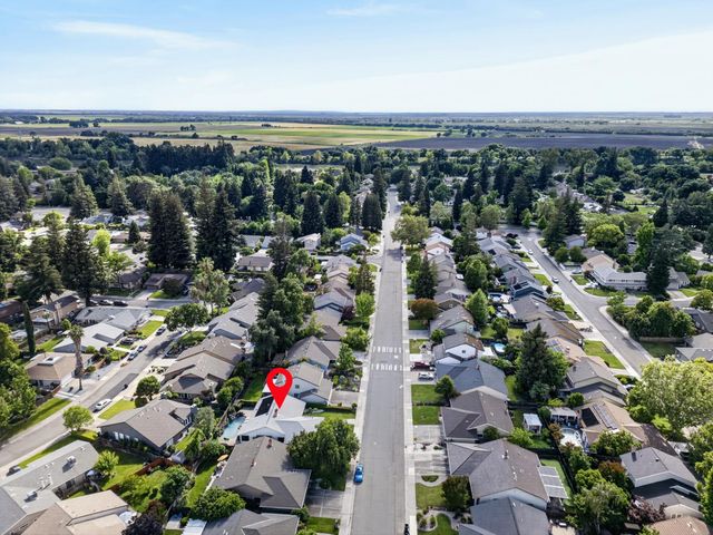 342 Rivergate Way, Sacramento, CA 95831