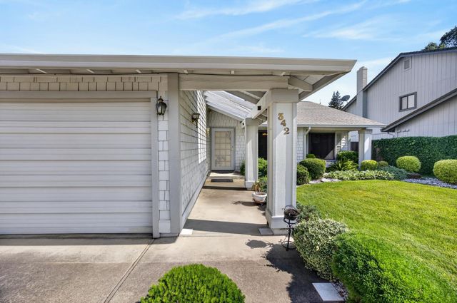 342 Rivergate Way, Sacramento, CA 95831