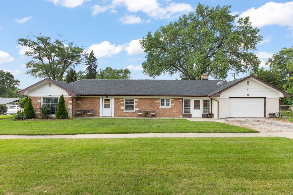331 N Maple Avenue, Wood Dale, IL 60191