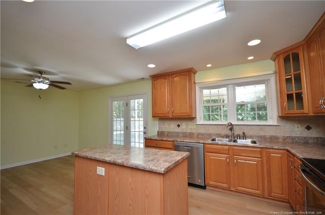 2170 Cora Drive, Hope Mills, NC 28348