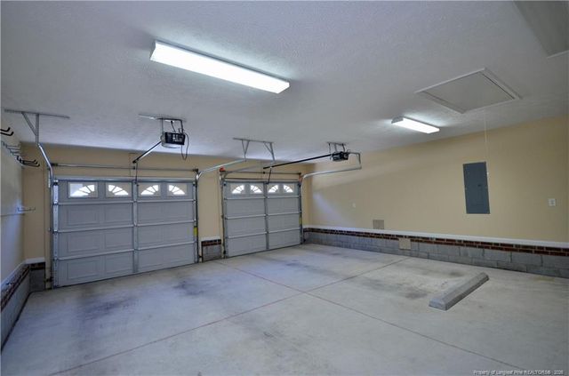 2170 Cora Drive, Hope Mills, NC 28348