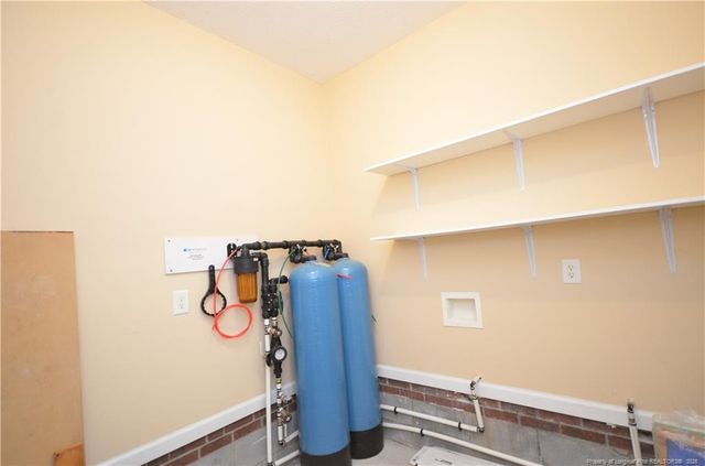 2170 Cora Drive, Hope Mills, NC 28348