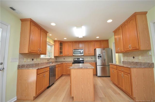 2170 Cora Drive, Hope Mills, NC 28348