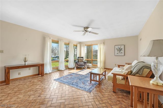 4704 Garrett Drive, Norton, OH 44203