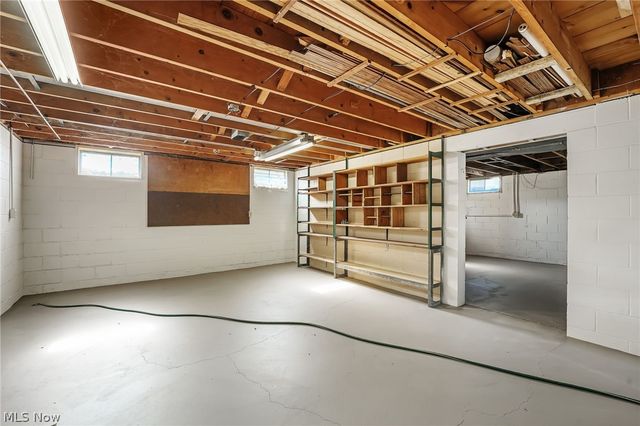 4704 Garrett Drive, Norton, OH 44203