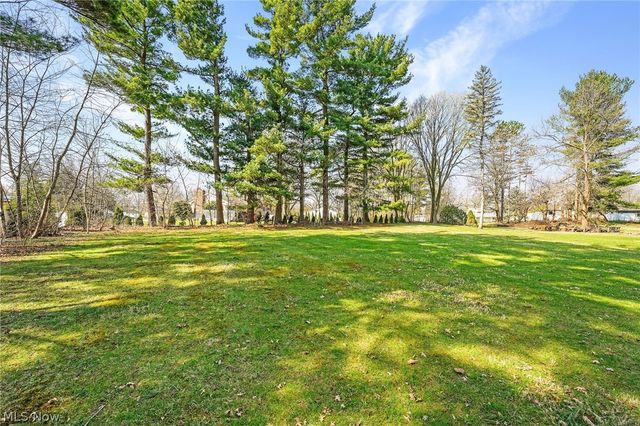 4704 Garrett Drive, Norton, OH 44203