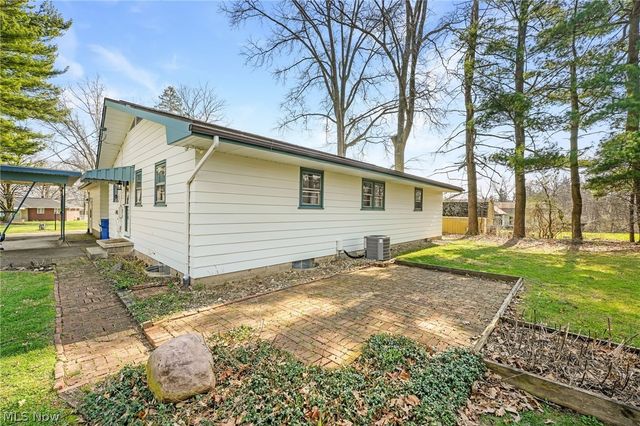 4704 Garrett Drive, Norton, OH 44203